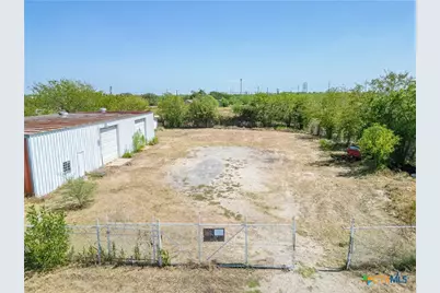 8956 N US Highway 183, Lockhart, TX 78644 - Photo 5