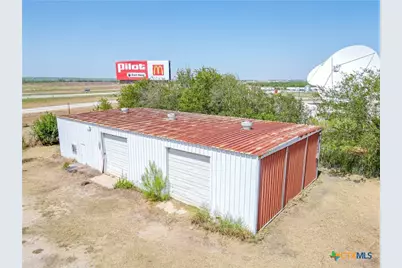 8956 N US Highway 183, Lockhart, TX 78644 - Photo 11