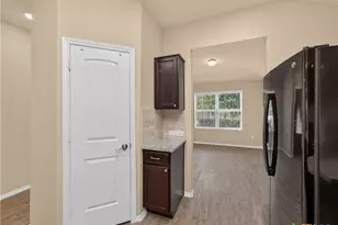 2941 Field Vw, New Braunfels, TX 78130 - Photo 13
