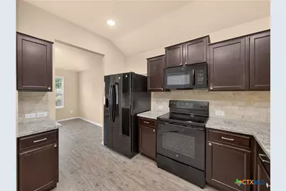 2941 Field View, New Braunfels, TX 78130 - Photo 11