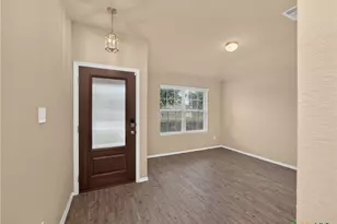 2941 Field Vw, New Braunfels, TX 78130 - Photo 3