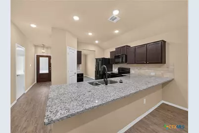 2941 Field View, New Braunfels, TX 78130 - Photo 9
