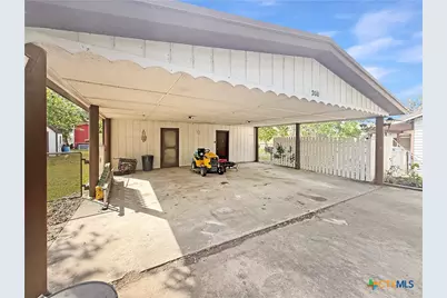 200 Peikert Street, Port Lavaca, TX 77979 - Photo 23