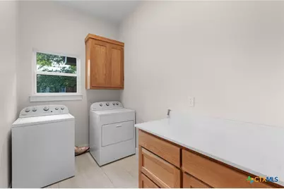 1105 W 1st Street, Lampasas, TX 76550 - Photo 27