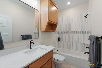 1105 W 1st Street, Lampasas, TX 76550 - Photo 23