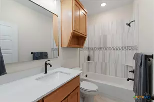 1105 W 1st St, Lampasas, TX 76550 - Photo 23