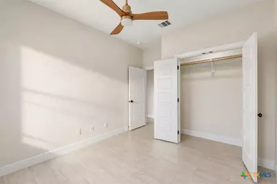 1105 W 1st Street, Lampasas, TX 76550 - Photo 19