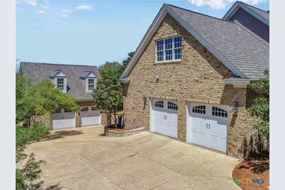 914 Moonlight Drive, Canyon Lake, TX 78133 - Photo 35