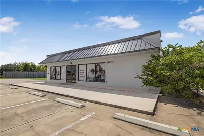 6601 N Navarro Street, Victoria, TX 77904 - Photo 3