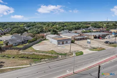 6601 N Navarro Street, Victoria, TX 77904 - Photo 7