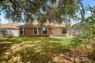 303 Waterstone, Victoria, TX 77901 - Photo 25