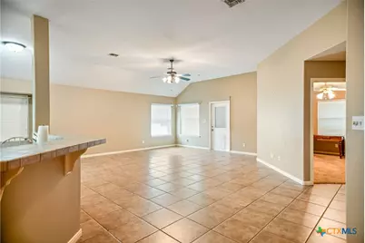 303 Waterstone, Victoria, TX 77901 - Photo 7