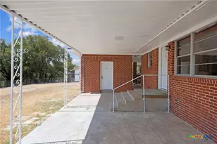 1002 College St, Gatesville, TX 76528 - Photo 25