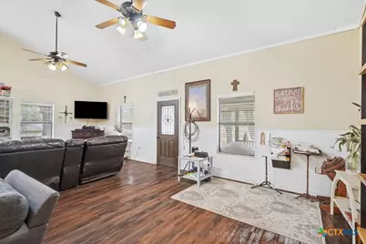 7686 US Highway 90A, Gonzales, TX 78629 - Photo 9