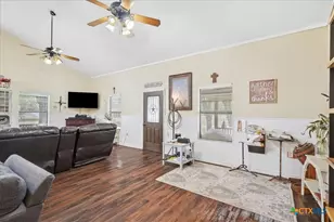 7686 US Hwy 90A, Gonzales, TX 78629 - Photo 9