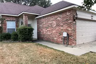 624 Pennsylvania Ave, Victoria, TX 77904 - Photo 1