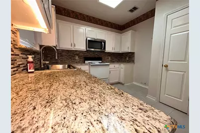 624 Pennsylvania Avenue, Victoria, TX 77904 - Photo 9