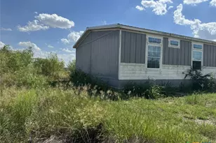 435 Co Rd 95D, Moulton, TX 77975 - Photo 3