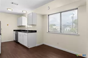 2013 Hinkle Ave, Killeen, TX 76549 - Photo 5