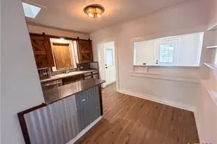 111 S College St, Gonzales, TX 78629 - Photo 13