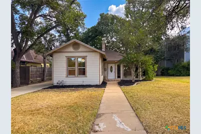 111 S College Street, Gonzales, TX 78629 - Photo 25
