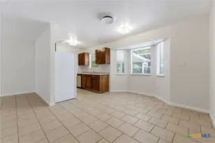303 Carothers St, Copperas Cove, TX 76522 - Photo 7