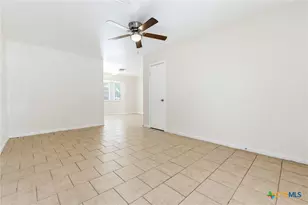 303 Carothers St, Copperas Cove, TX 76522 - Photo 5