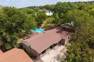 303 Carothers St, Copperas Cove, TX 76522 - Photo 29