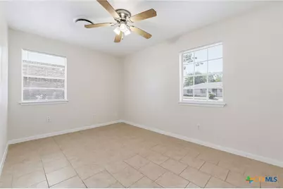 303 Carothers Street, Copperas Cove, TX 76522 - Photo 11
