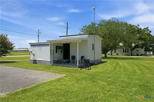 1500 Fleming Dr, Seguin, TX 78155 - Photo 25