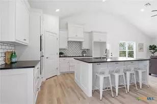 2303 Pilgrim Ln, Lorena, TX 76655 - Photo 9