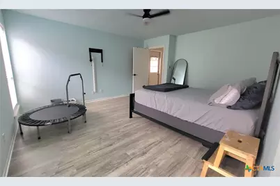 422 Kingwood Drive, Victoria, TX 77901 - Photo 11