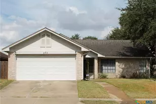 422 Kingwood Dr, Victoria, TX 77901 - Photo 1
