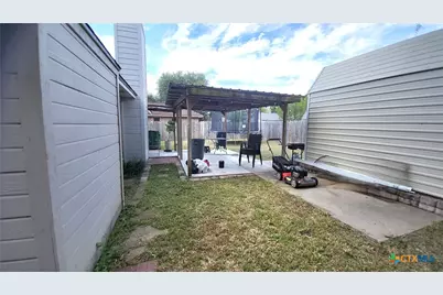 422 Kingwood Drive, Victoria, TX 77901 - Photo 29