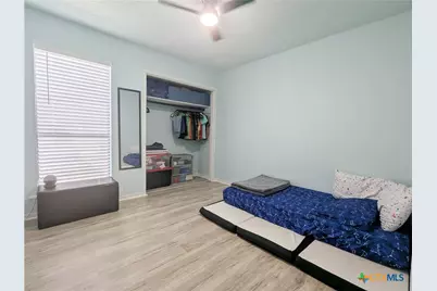 422 Kingwood Drive, Victoria, TX 77901 - Photo 15