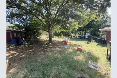 18 E Victory Avenue, Temple, TX 76501 - Photo 3