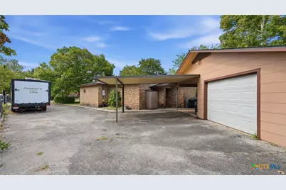 2246 Gruene Road, New Braunfels, TX 78130 - Photo 37