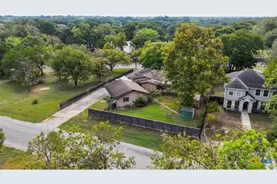 2246 Gruene Road, New Braunfels, TX 78130 - Photo 39