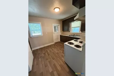 322 W Austin Street, Luling, TX 78648 - Photo 19