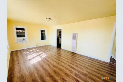 2003 N Guadalupe Street, Seguin, TX 78155 - Photo 3