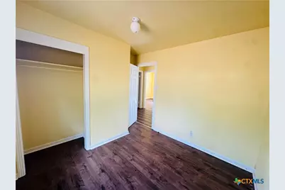2003 N Guadalupe Street, Seguin, TX 78155 - Photo 7