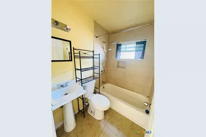 2003 N Guadalupe Street, Seguin, TX 78155 - Photo 9