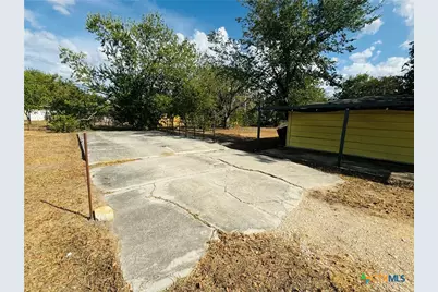2003 N Guadalupe Street, Seguin, TX 78155 - Photo 13