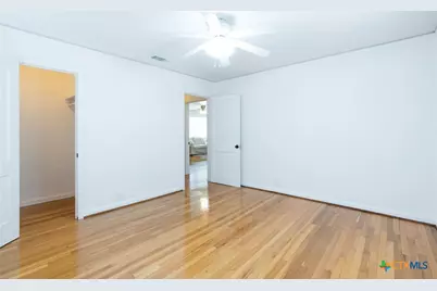 1909 S 11th Street, Temple, TX 76504 - Photo 11