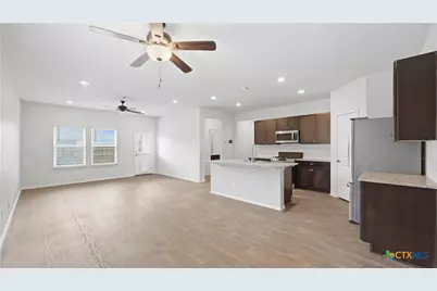 2924 Panther Spring, New Braunfels, TX 78130 - Photo 9