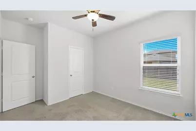2924 Panther Spring, New Braunfels, TX 78130 - Photo 13