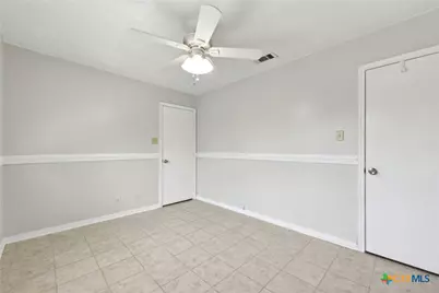 3217 Honeysuckle Drive, Killeen, TX 76542 - Photo 17