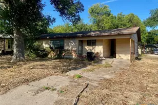 710 S 36th St, Temple, TX 76501 - Photo 1