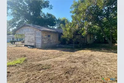 710 S 36th Street, Temple, TX 76501 - Photo 3