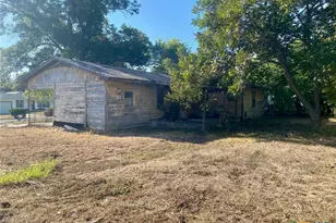 710 S 36th St, Temple, TX 76501 - Photo 3